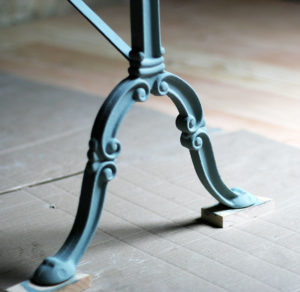 Appliquer la peinture Annie Sloan CHALK PAINT sur du métal