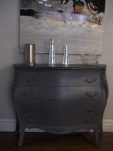 Appliquer la peinture Annie Sloan CHALK PAINT sur du métal
