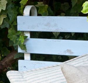 Appliquer la peinture Annie Sloan CHALK PAINT sur du métal