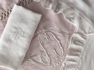Teinture tissu avec Annie Sloan CHALK PAINT