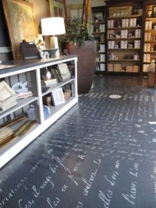 Appliquer le lacquer Annie Sloan CHALK PAINT