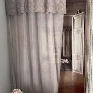Rideau taupe modèle Laura