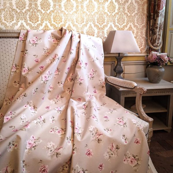 Tissu shabby motif roses petites fleurs fond beige/lin largeur 280 cm